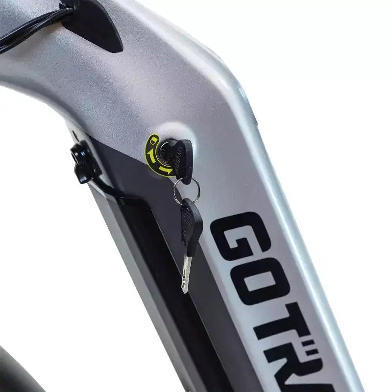 Bicicletta elettrica ibrida GOTRAX per adulti con pneumatici fat da 26" e telaio ribassato - Argento