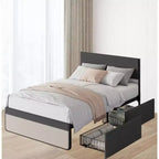 Letto a piattaforma moderno e semplice con testiera e pediera imbottite in lino, robusta struttura del letto con doghe in acciaio e base per materasso