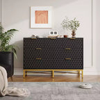 Comò moderno a 7 cassetti con piano largo e cassetti profondi. Un ampio cassettone in legno per camera da letto, corridoio o soggiorno.