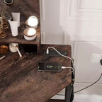 Scrivania angolare con sgabello, toeletta angolare con specchio, lampadine, stazione di ricarica e mobiletto per camera da letto