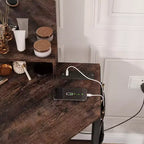 Scrivania angolare con sgabello, toeletta angolare con specchio, lampadine, stazione di ricarica e mobiletto per camera da letto