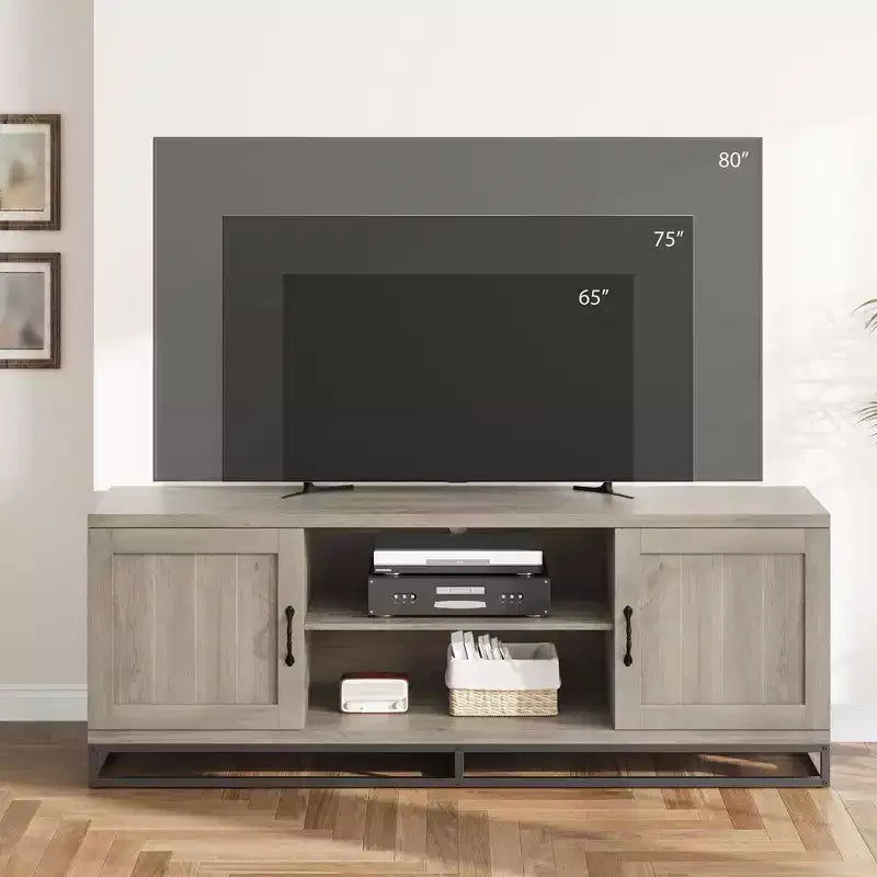Mobile TV moderno per TV fino a 75'', mobile porta TV da 63 pollici in legno con ripiani regolabili e gambe in metallo, tavolo console TV multimediale per soggiorno