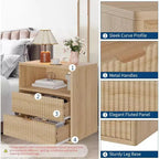 Comodino Acekool Fluted Farmhouse con Stazione di Ricarica, Tavolino Moderno di Metà Secolo da 23" con 2 Cassetti e Ripiano Aperto