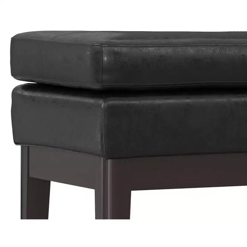 Panca piccola ottomana Bragg da 27 pollici di larghezza, stile Mid Century, in similpelle vegana nera invecchiata