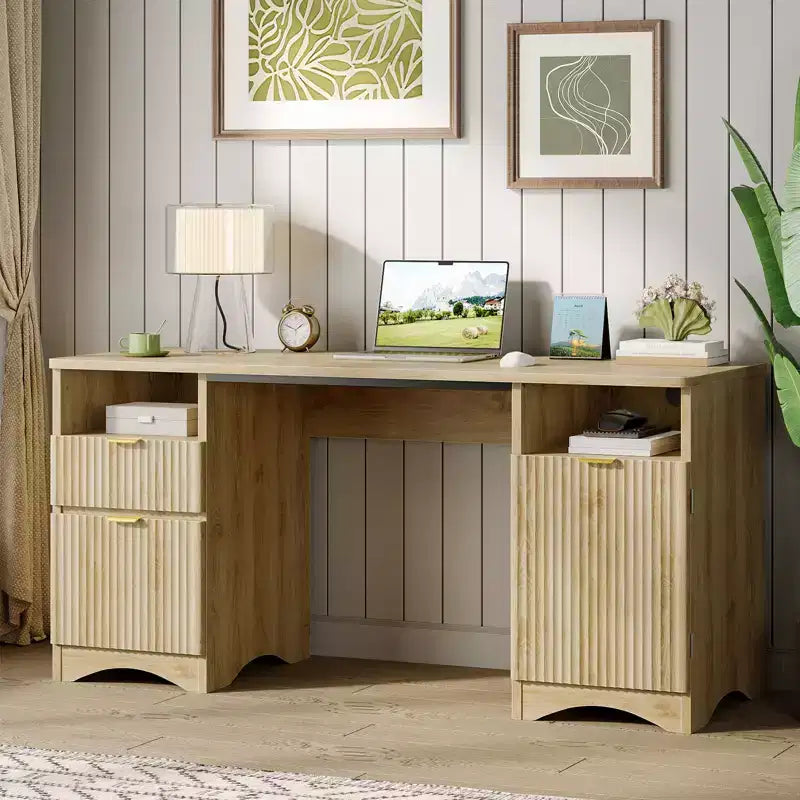 Bestier Scrivania Direzionale Moderna da 150cm con Spazio Contenitivo, Scrivania da Ufficio a Casa in Legno con 2 Cassetti e 3 Vani, Scrivania Scanalata per Studio e Soggiorno
