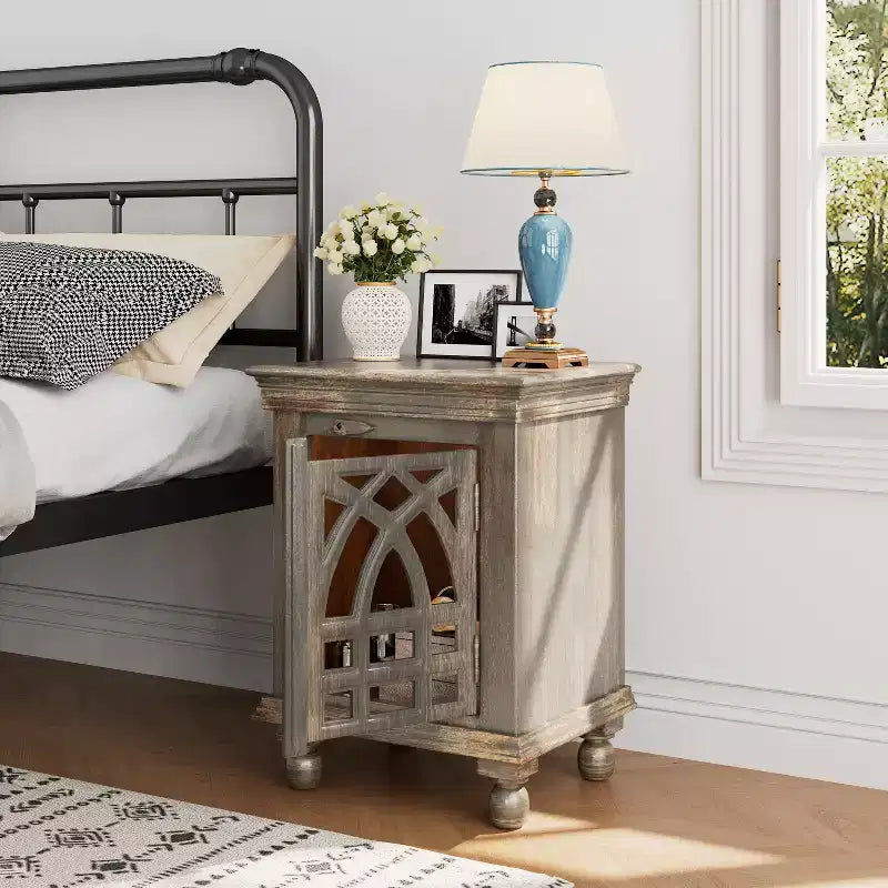 Comodino Funzionale Elegante in Legno Grigio Antico per Camera da Letto e Salotto