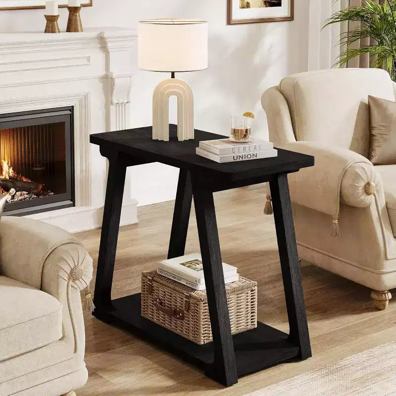 Tavolino da salotto Lantine a 2 ripiani in legno massello, tavolino stretto rettangolare in stile rustico con base trapezoidale per soggiorno, facile da montare