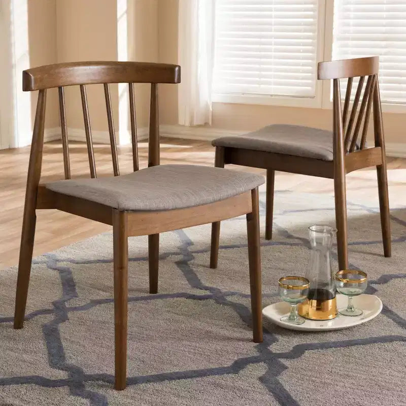Set di 2 sedie da pranzo Wyatt Midcentury Modern in legno di noce, Beige/Marrone - Baxton Studio