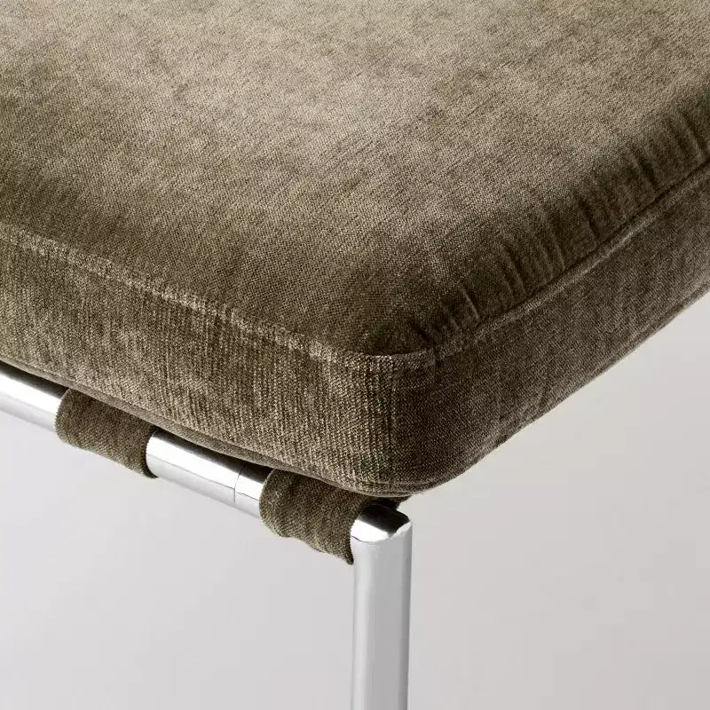 Poggiapiedi moderno con struttura cromata – Hearth & Hand™ with Magnolia