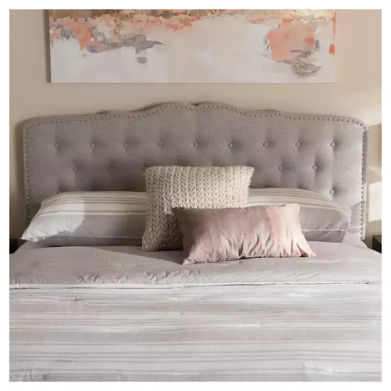 Lucy Testiera per letto moderna e contemporanea in tessuto, beige-grigiastro - Baxton Studio