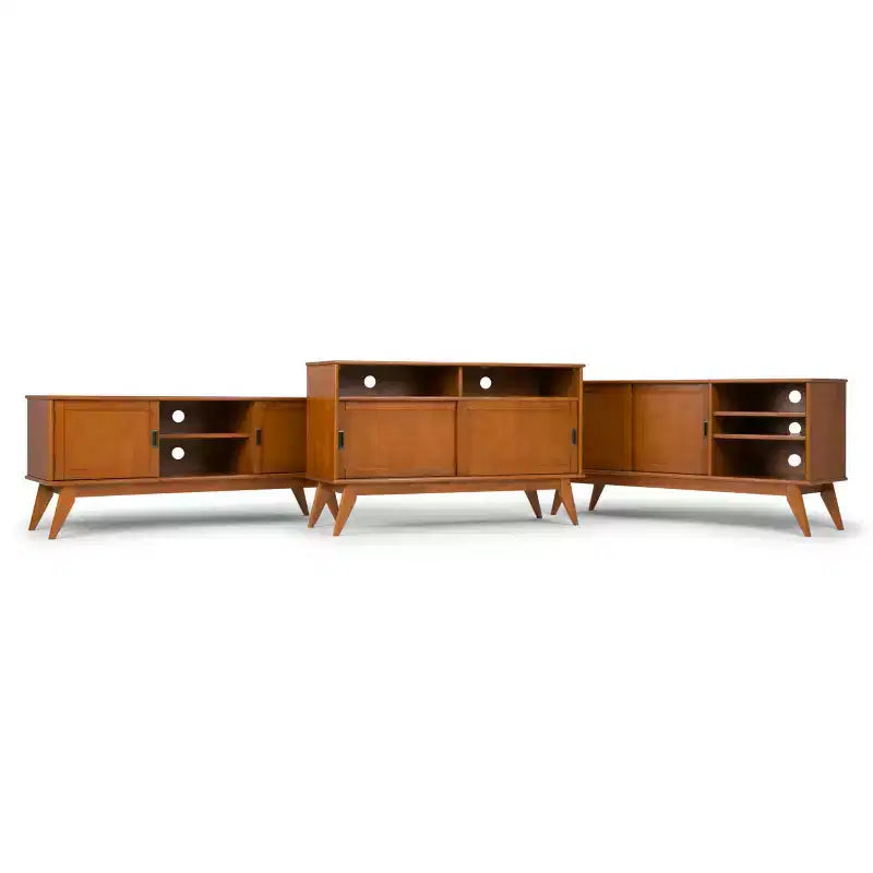 Mobile TV Tierney in legno massello stile Mid-Century per televisori fino a 66 pollici - WyndenHall