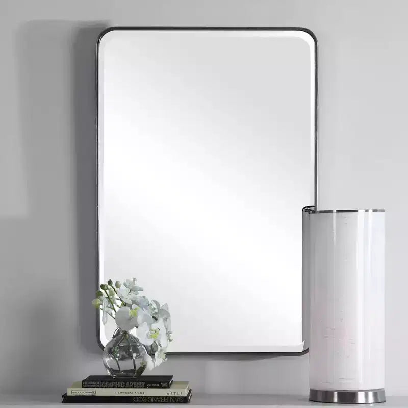 Specchio da parete rettangolare Uttermost Vanity accent con angoli curvi moderni, cornice in metallo argentato smussato, largo 24 pollici per bagno e camera da letto