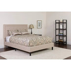 Letto a piattaforma completamente rivestito in tessuto beige con testiera trapuntata