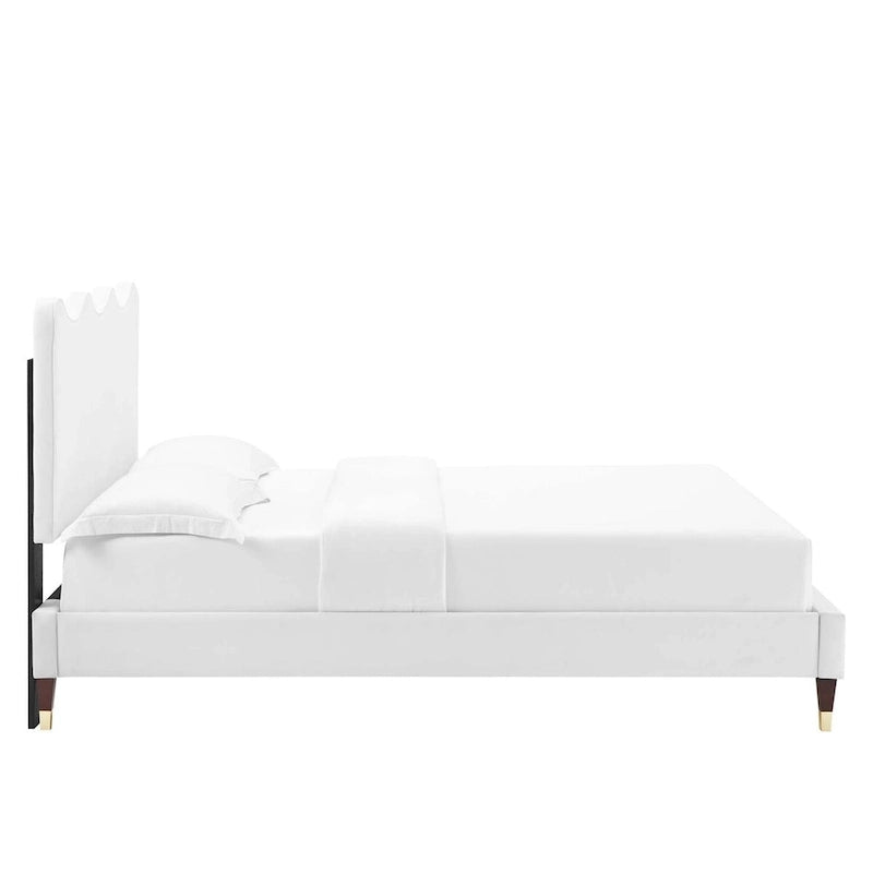 Letto a piattaforma intero in velluto Current Performance