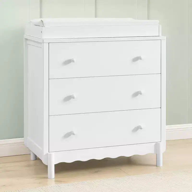Delta Children William 3 Drawer Dresser with Changing Top